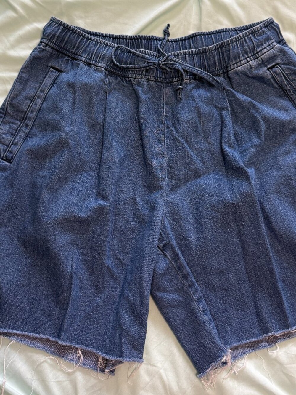 Old Navy High Rise Billie Short Size Medium dark wash